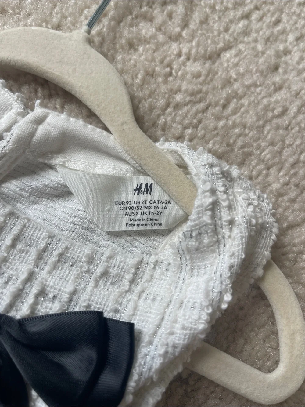 H&M Cream Textured Sleeveless Dress with Black Bow